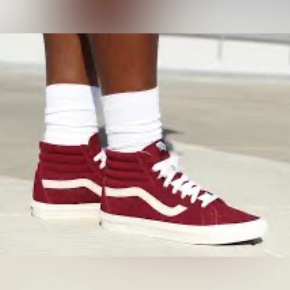 Vans SK8-HI Men's High-Top Sneakers - Burgundy and White Men’s 8.5 Women’s 10